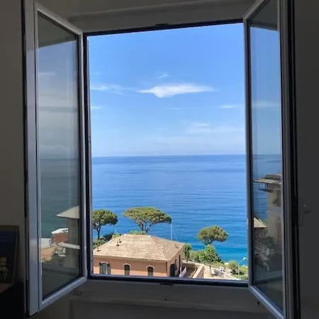 Sea Above Village Apartment Sori